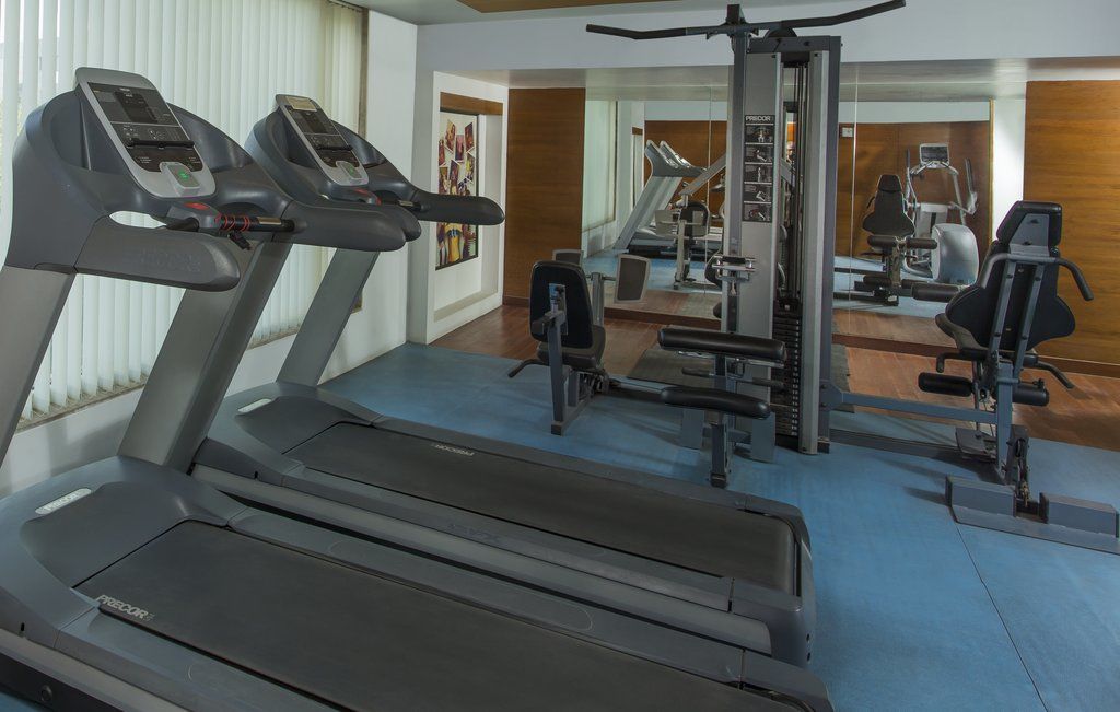 Country Inn אחמדאבאד מראה חיצוני תמונה