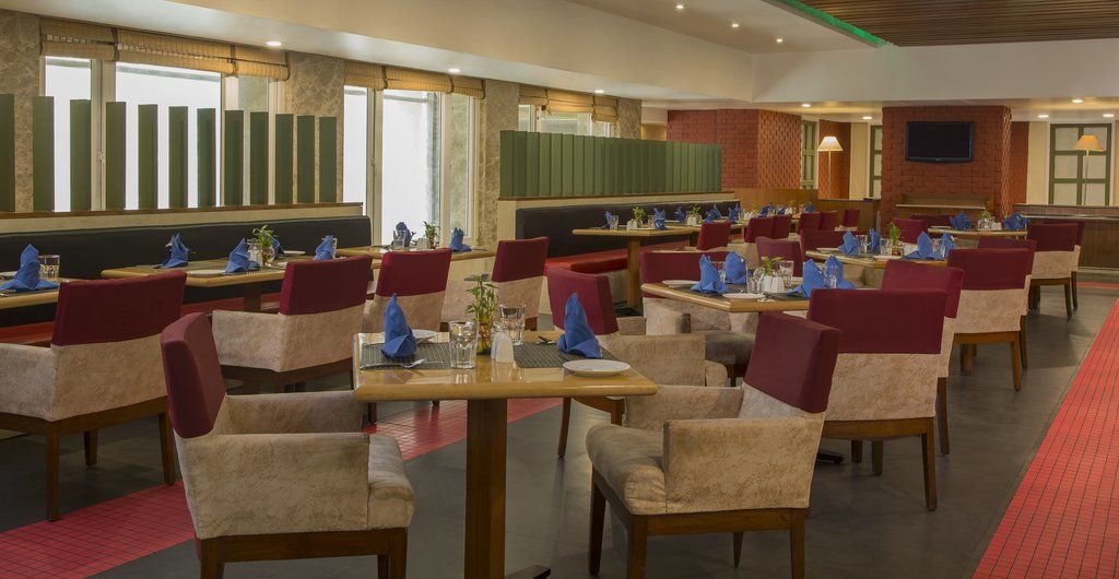 Country Inn אחמדאבאד מראה חיצוני תמונה